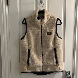 LL Bean Med Reg Sherpa Vest